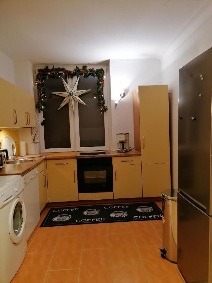 Apartment Schoene Wohnung, Zwei Schlafzimmer, Zentrumsnah, Erdgeschoss In